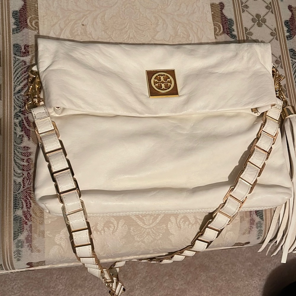 Authentic Tory Burch bag with all real leather and no signs of usage